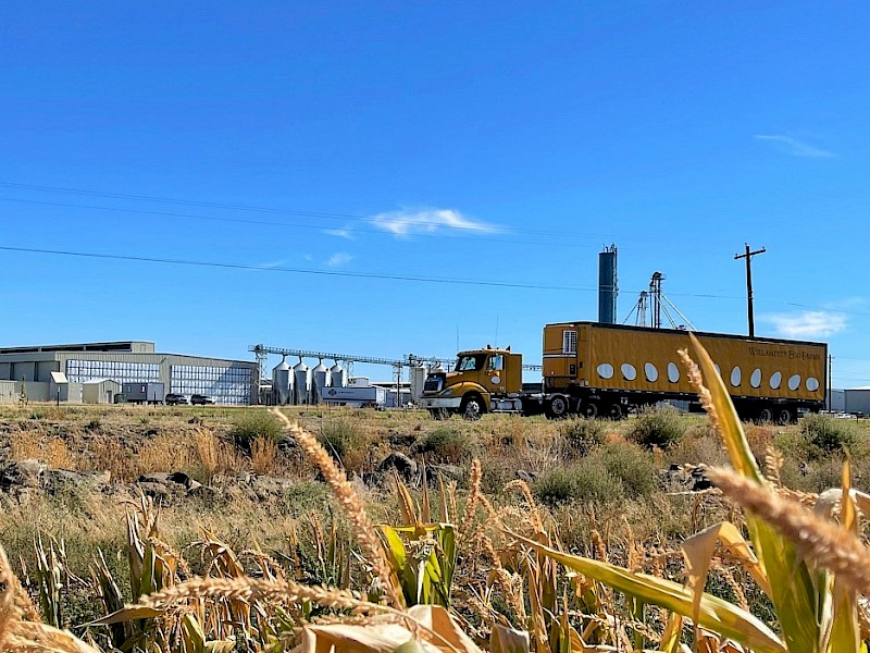 truck_-_feedmill_11_2